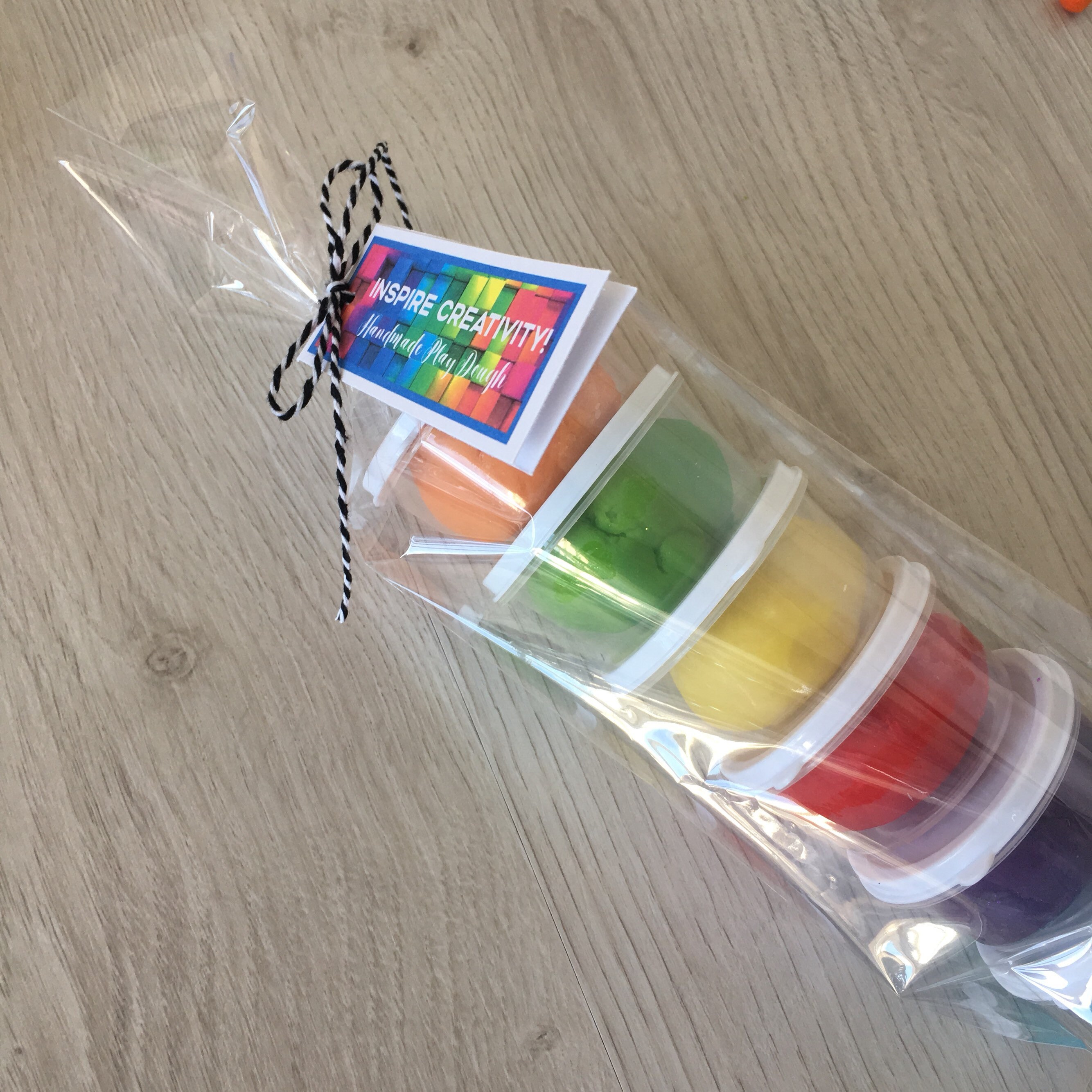 Rainbow Play Dough activity kit, includes (6) containers of homemade playdough in a rainbow of