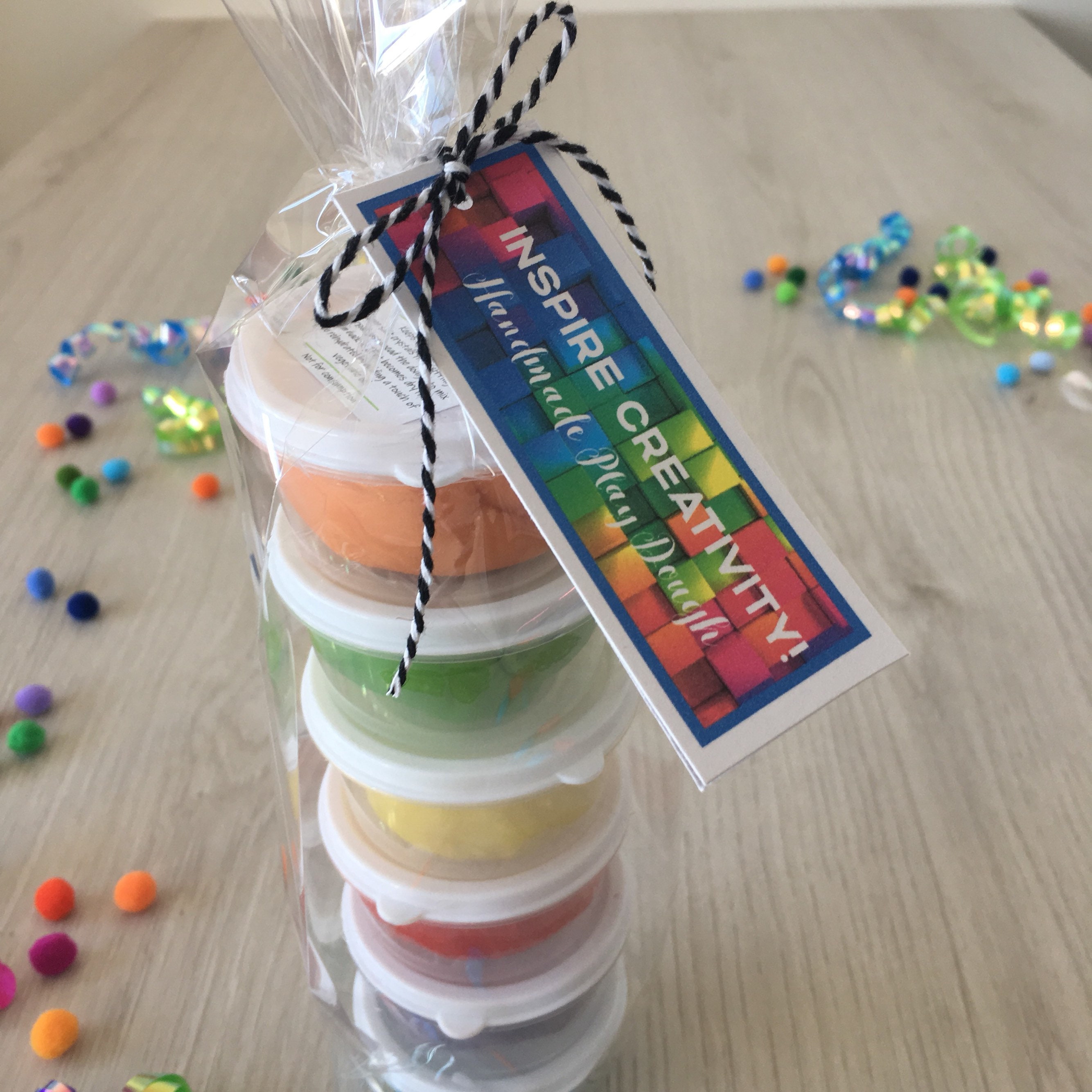 Rainbow Play Dough activity kit, includes (6) containers of homemade playdough in a rainbow of