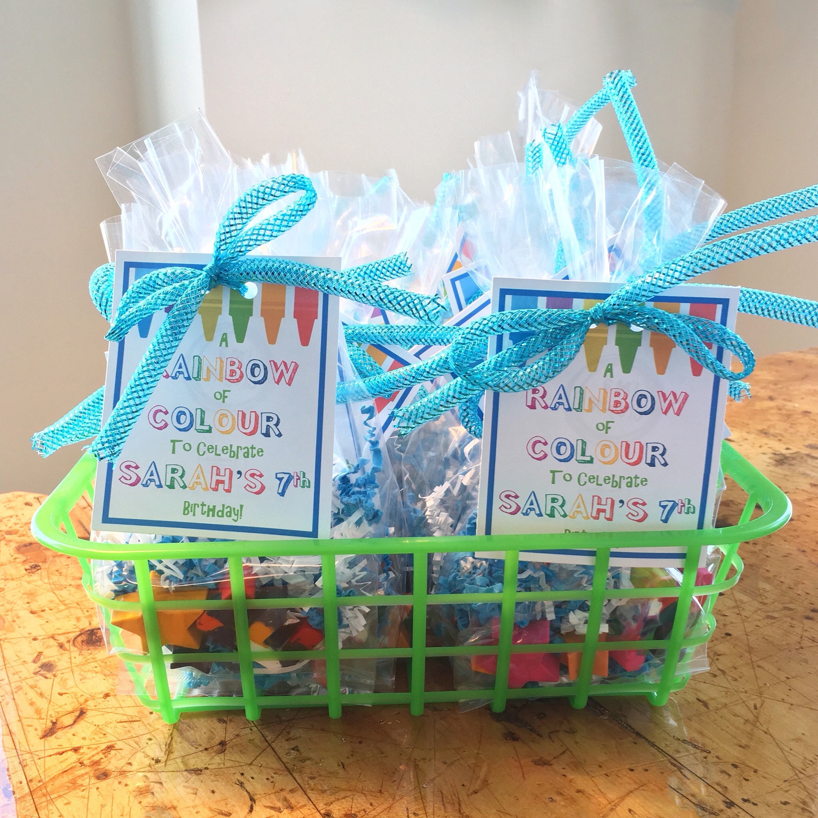 Letter & Star Crayon Party Favours - includes 1 letter crayon and 2 stars -  customizable with childs name