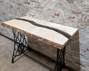 Wandkonsole (Stacheldraht) Epoxidharz ,Ahorn Nähmaschinentisch, Beistelltisch, Garderobentisch,  Sideboard