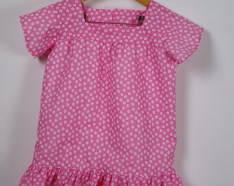 Girls Daisy Dress 2-3 yrs, Pink Cotton Ditsy Print, Knee-Length with Frills and Sleeves, chest 24 in