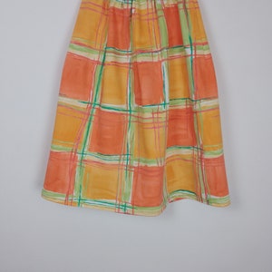 Jupe Fun Girls, imprimé coton orange, jaune et vert, 8-9 ans, longueur midi image 3