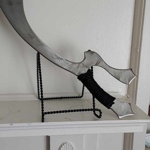 Replica of Klingon Mek&#39;leth