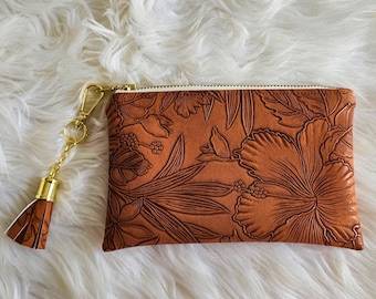 Bolsa de piel sintética con cremallera en relieve hecha a mano / Bolsa de maquillaje / Monedero / Cartera pequeña / Pecan
