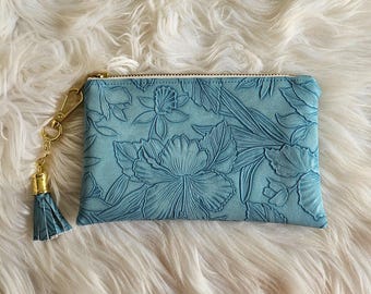 Bolsa de piel sintética con cremallera en relieve hecha a mano / Bolsa de maquillaje / Monedero / Cartera pequeña / Piedra lunar