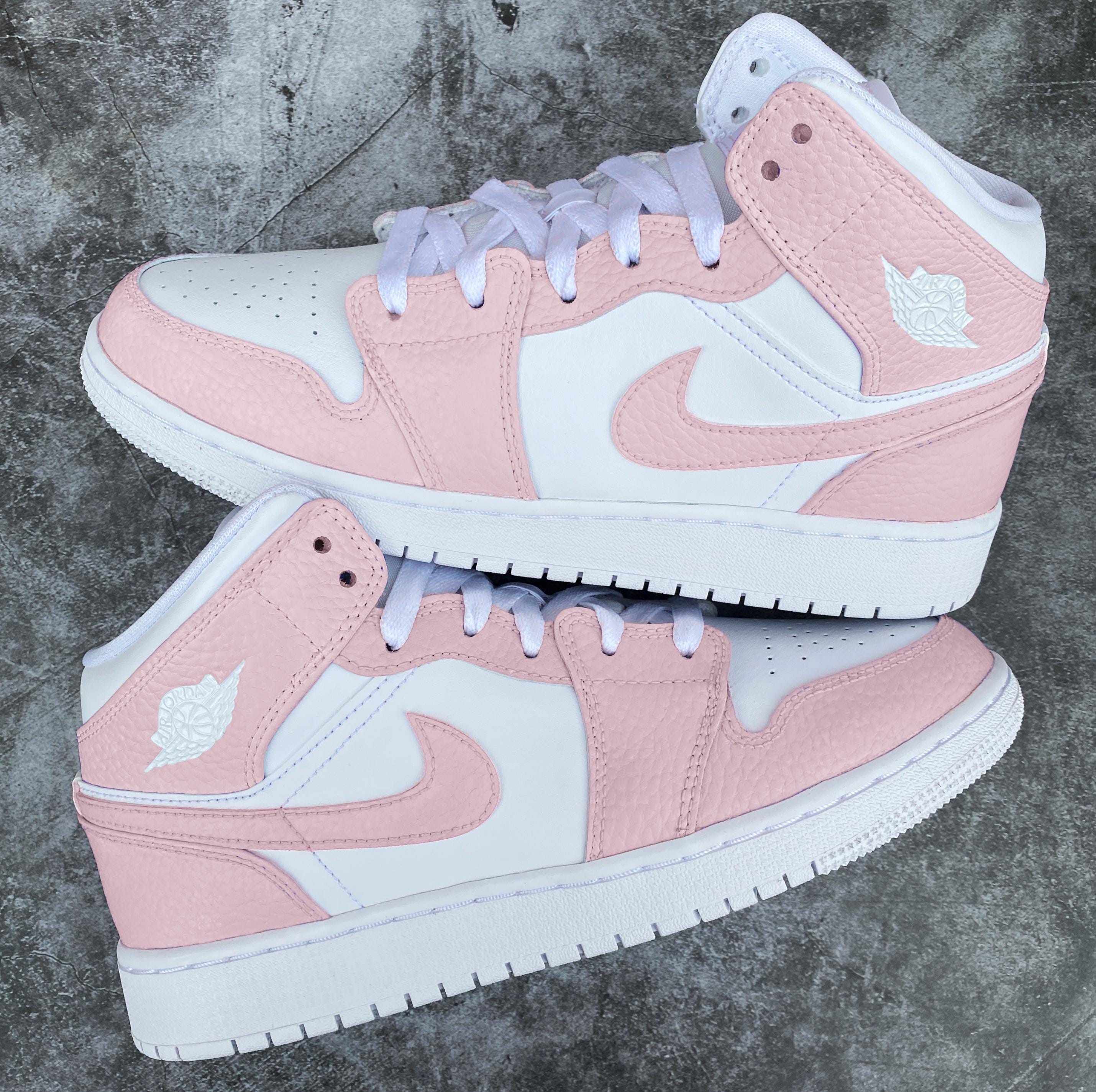 Jordan 1 Mid Ballet personnalisé Blush rose Nike baskets