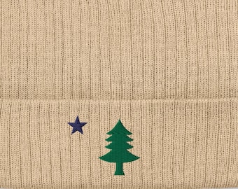 Embroidered Maine Flag Beanie – Vintage 1901 Design