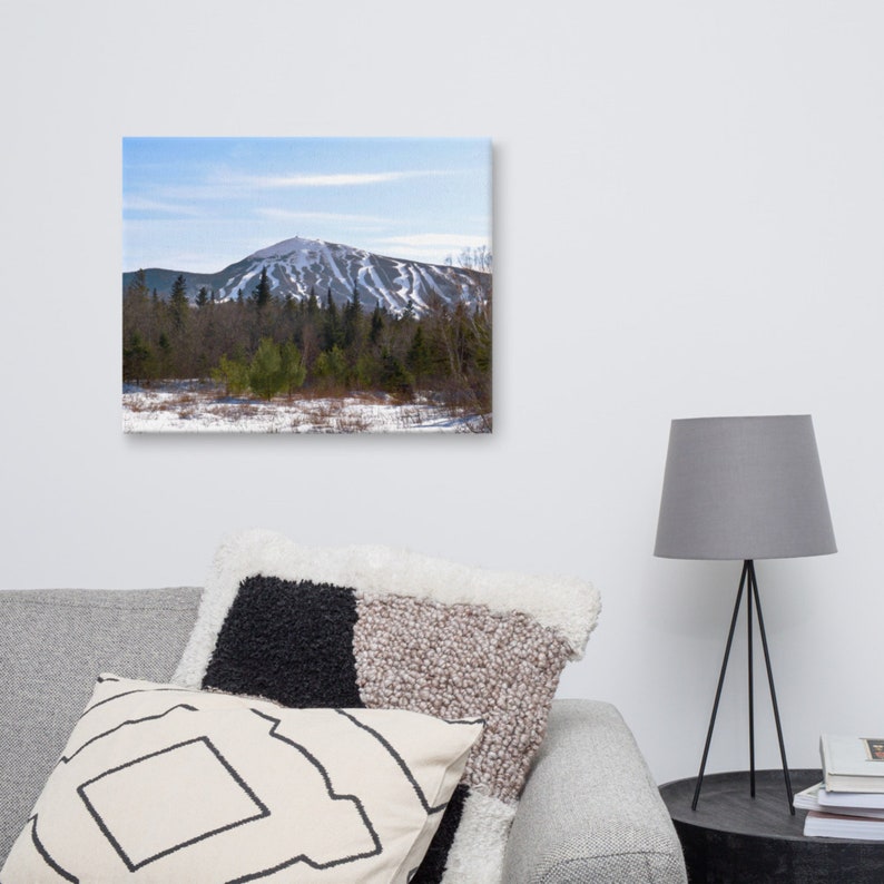 Impresión de Sugarloaf Mountain – Fotografía de montaña de esquí de Maine, paisaje invernal imagen 5