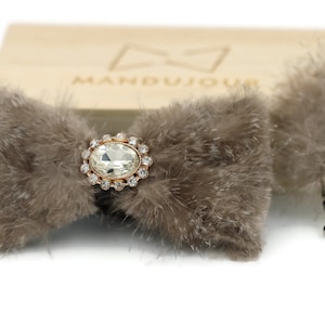 Washington Fluff Feather Bow Tie & Lapel pin set - Mandujour Handmade gift for men