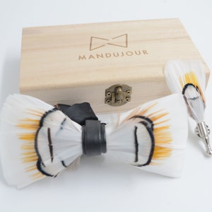 White Yellow Scaly-Sided Merganser Feathers Bow Ties lapel Pin Set - Mandujour Handmade