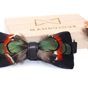 Black Green Pheasant Feather Bow Ties lapel Pin Set