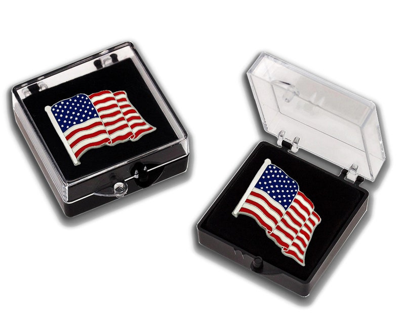 Waving American Flag Lapel Pin Silver or Gold image 3