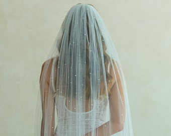 ST004 Pearl Veil, One Tier Soft Wedding Veil in White and Light Ivory, Single Tier Bridal Veil with pearls for Modern Brides, Long Veil