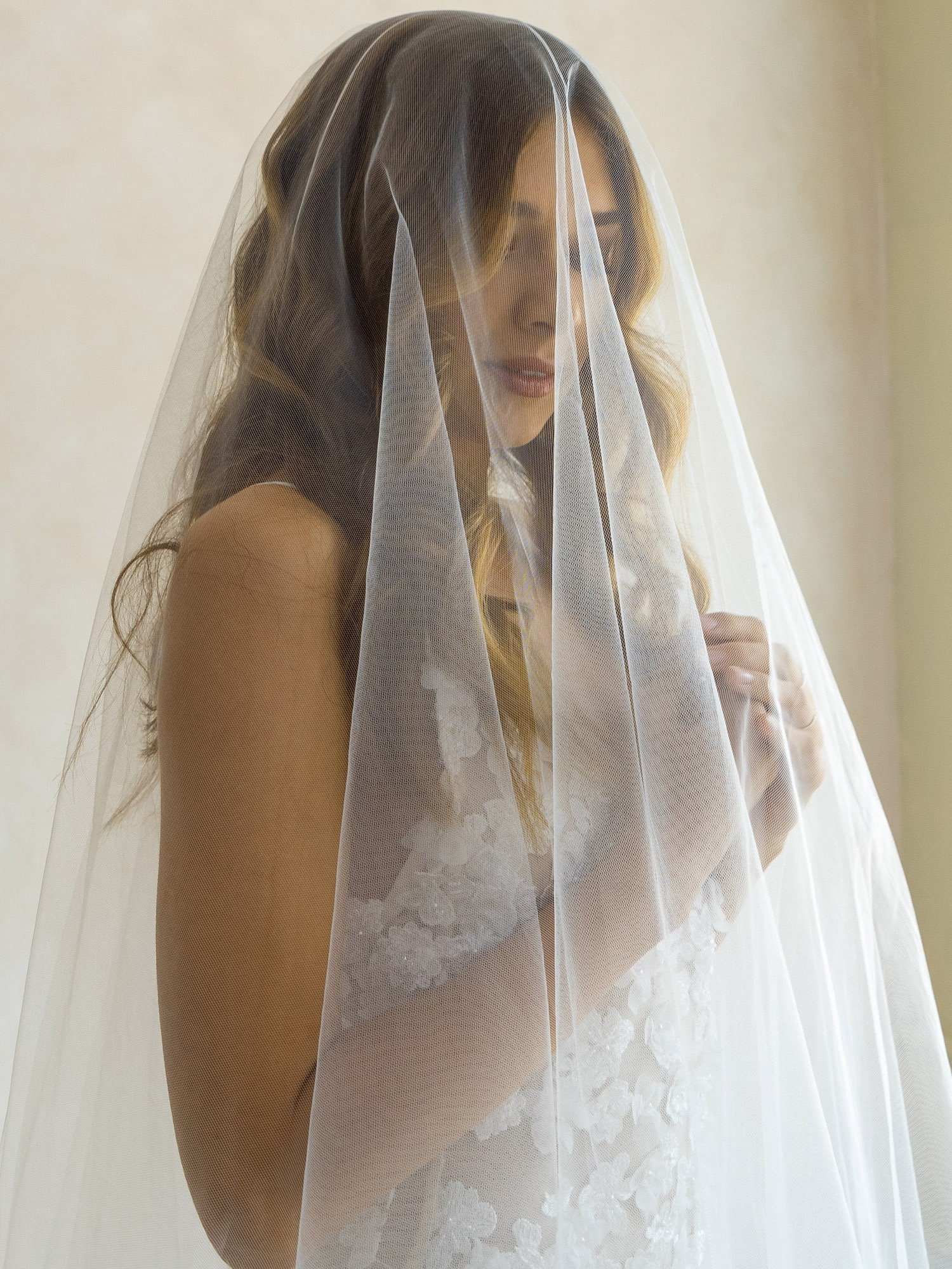 VeroBride 2-Tier Satin Ribbon Wedding Veil Light Ivory (in The Photos) / Grand Royal - 150/30 Inches