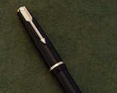 Black and Gold UK Parker New Duofold Semi-Flex Fountain Pen