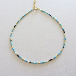 Bunt Perlen Choker Halskette Perlen Choker Türkis Weiß Blau Türkis Halskette trendy Choker beachy Halskette Geschenke für Sie