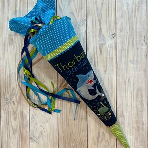 Cône scolaire inscription scolaire 2024 monde sous-marin requin - turquoise bleu foncé