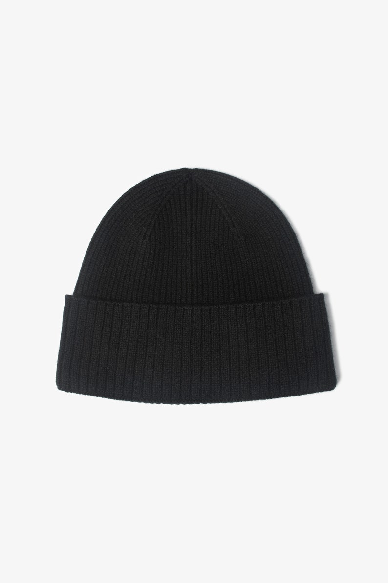 Luxury Cashmere Beanie Soft Stylish Winter Hat for Ultimate Comfort image 3