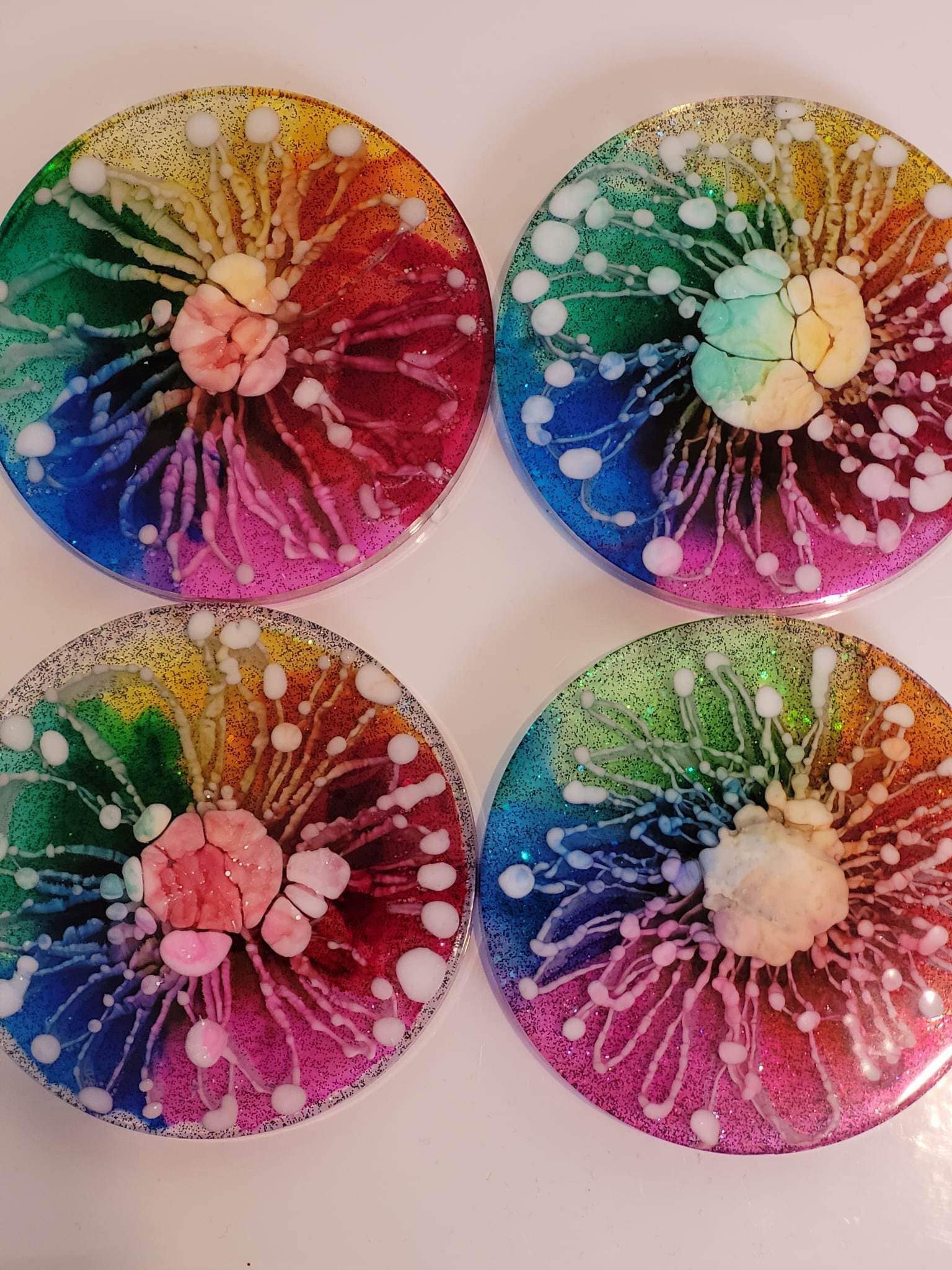 my first try at a resin and alcohol ink coaster! : r/crafts