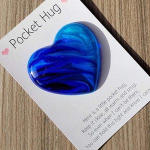 Harz-Taschen-Umarmung - Andenken-Liebes-Token, die an Sie denken