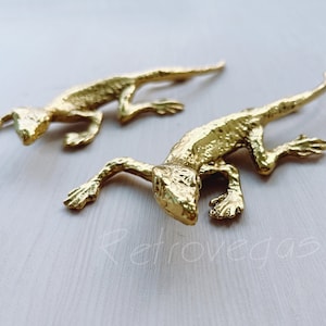 Solid Brass Lizard Drawer Pull: Modern Cabinet Knob WMLS859
