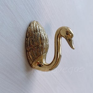 Gold Swan Metal Hook: Decorative Key or Robe Hanger WMLS1005