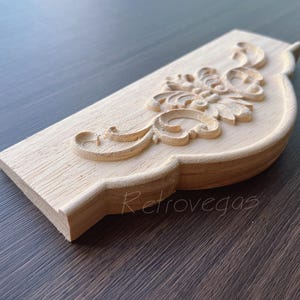 1 Piece Wood Carving Rosette Applique Shabby Chic Wood Embellishments Ornate Furniture Apliques Wood Onlay Furniture Trim Supplies WA236