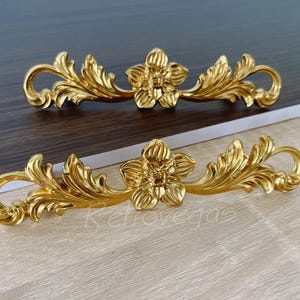 真鍮製フラワー引き出し取っ手 - モダンキャビネットノブ 5.75インチ WMLS878