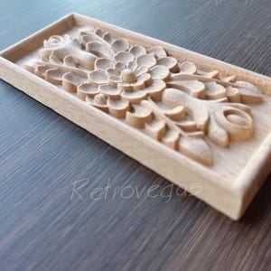 Shabby Chic Wood Rosette Applique: Ornate Furniture Embellishment