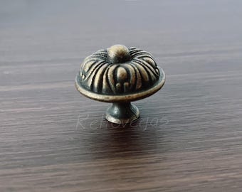 Vintage Bronze Runder Möbelknopf - 35 mm Möbelknauf LS603