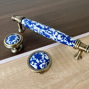 Blauer Keramik Schubladenknauf mit 9,5cm Loch WMLS750