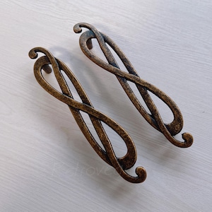 3.75&quot; 2.5&quot; Hole Center Antique  Bronze Drawer Pull Decorative Cabinet Dresser Drawer Handle WMLS1000