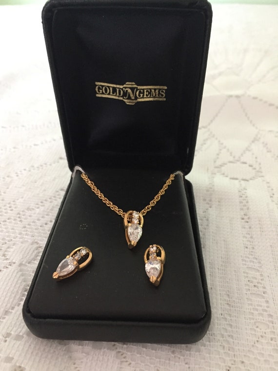 Gold N Gems Genuine Pear CZ Pendant & Earring Set MIB 