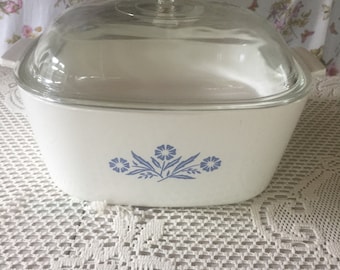 Vintage Cornflower Corning Ware 4 Quart Dish with Cover - Excellent