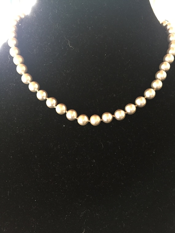 Beautiful Vintage Silver Monet Faux Pearl Necklac… - image 1