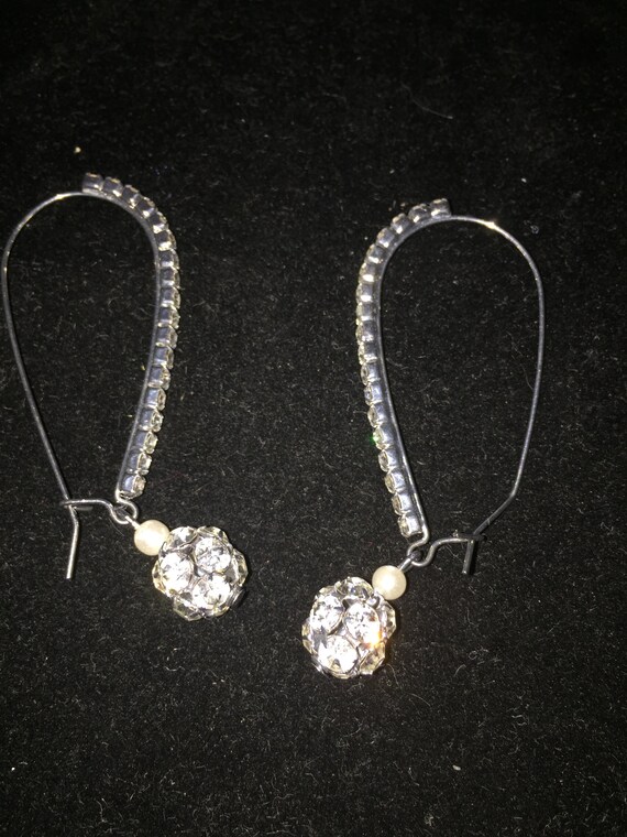 Vintage Pierced Rhinestone and Wire Dangle Earrin… - image 3
