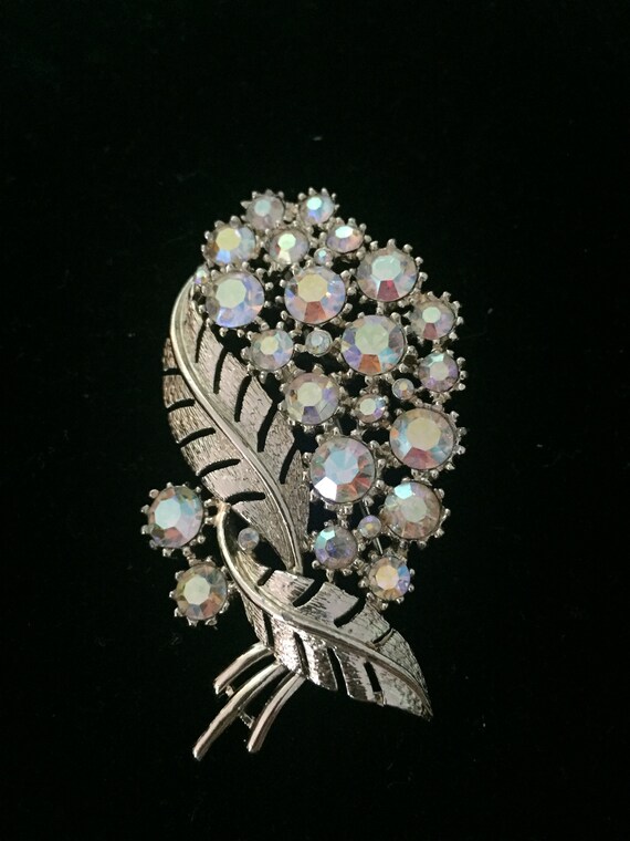 Stunning Vintage Aroura Rhinestone Bouquet of Flow