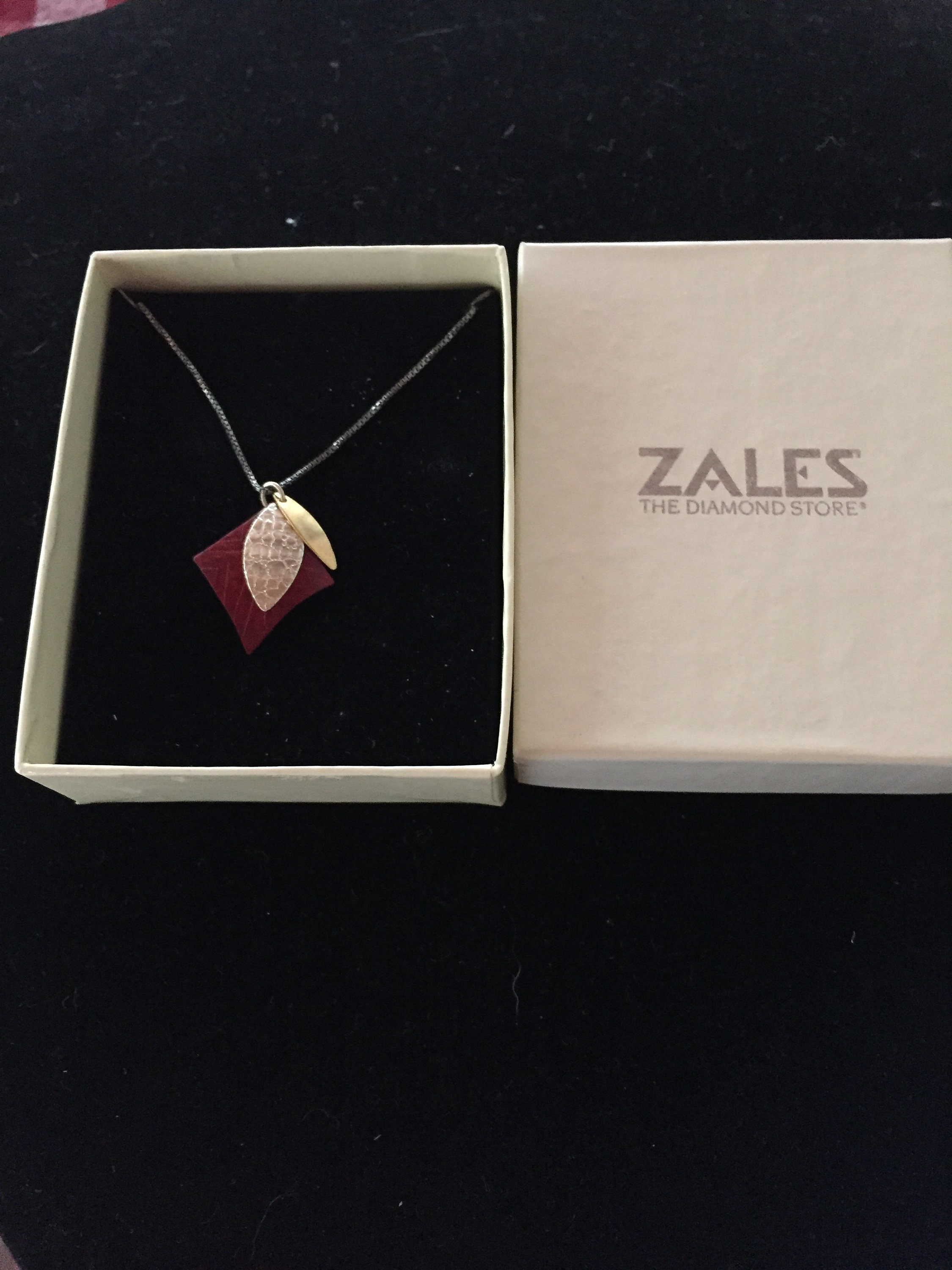 Zales Padlock Pendant