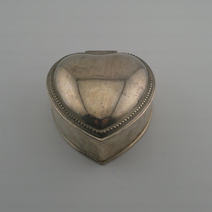 Vintage Silver Heart Jewelry/Trinket Box Red Lining