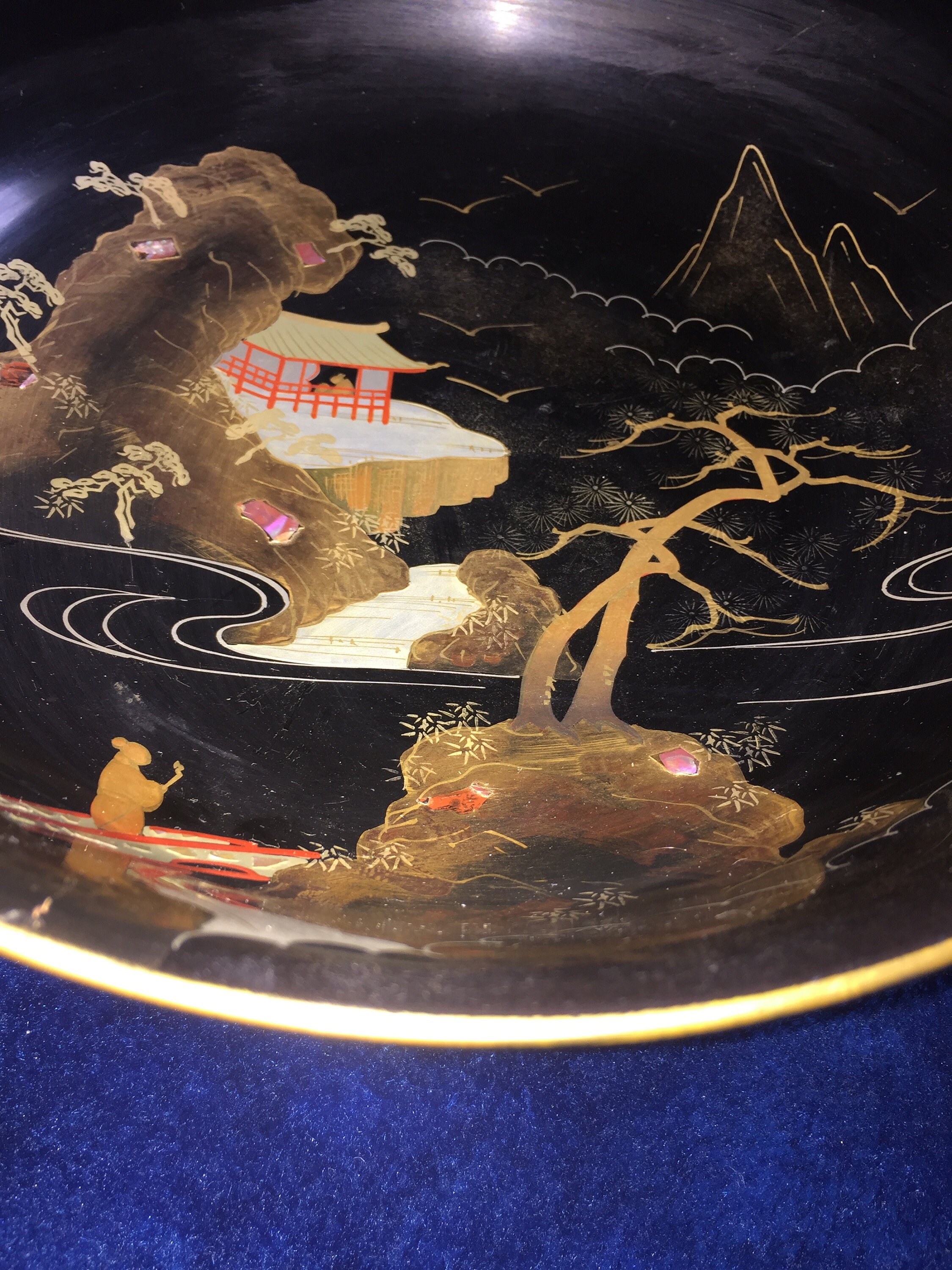 Vintage Large JAPANESE Lacquer Bowl Hand Painted With Abalone