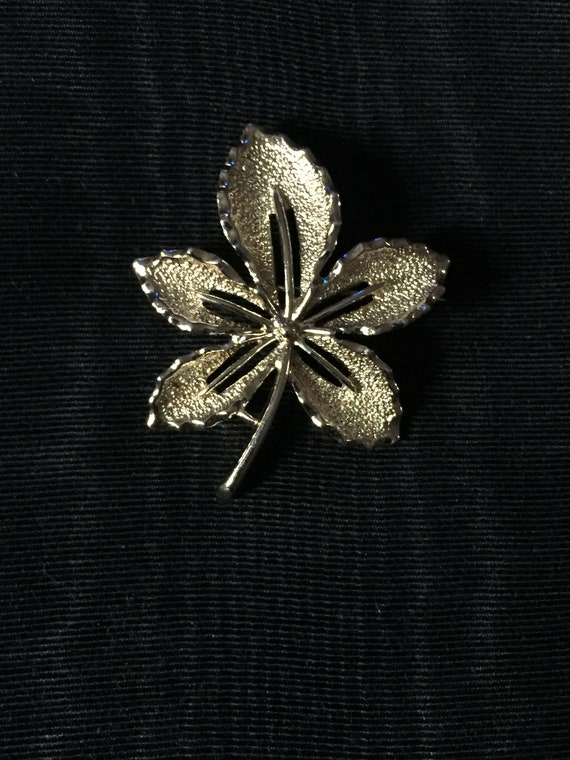 Sara Coventry Gold Tone Leaf Brooch