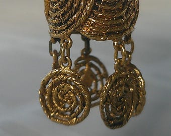 Vintage 1950s Finger Ring Lipstick Holder Gold Tone Spiral Charm Vanity Accessory