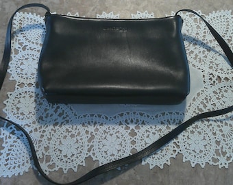 Kenneth Cole New York Black Leather Crossbody Bag Zip Closure