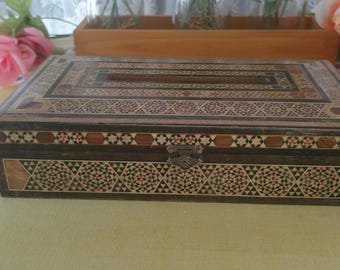 Vintage Damascus Mosaic Tissue Box Syrian Khatam Marquetry Inlay