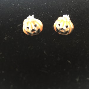 Small Vintage Jack-O-Lantern Pierced Earrings