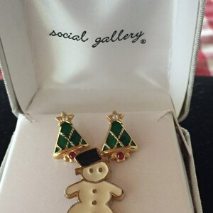 Vintage Social Gallery Christmas Tree Earrings and Snowman Pin Back Set