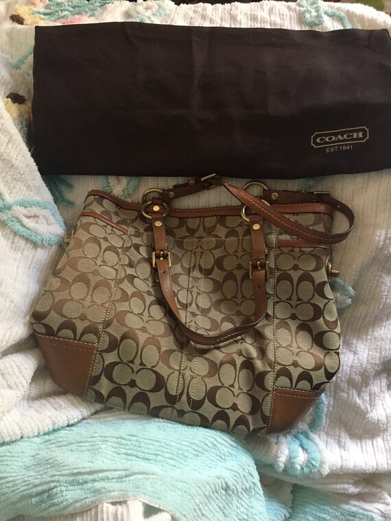 Authentic Coach hotsell purse