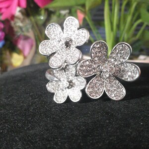 Floral Rhinestone Cuff Bracelet - Etsy display picture 2