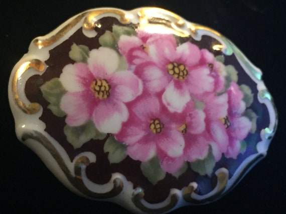 Antique 1918-1929 Hand Painted Porcelain Brooch B… - image 2