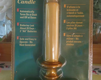 Thomas & Betts Window Candle Dusk to Dawn Flicker MIP 2010